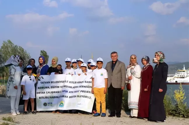 Bitlisli kadınlardan Emine Erdoğan'a destek