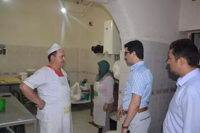 Kaymakam gıda imalathanelerini denetledi
