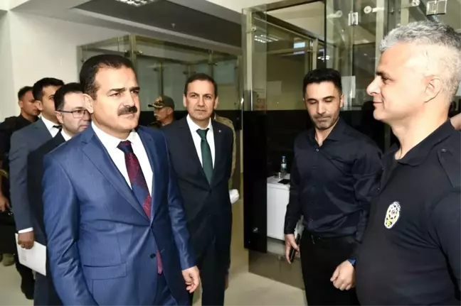 Vali Akbıyık, Esendere'de incelemelerde bulundu