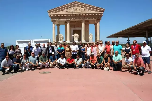 Yurt dışına kaçırılan eserlerin geri dönüşü için turistlerden imza toplanacak
