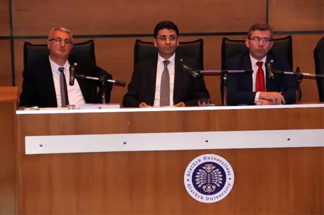 Atatürk Üniversitesi'nde