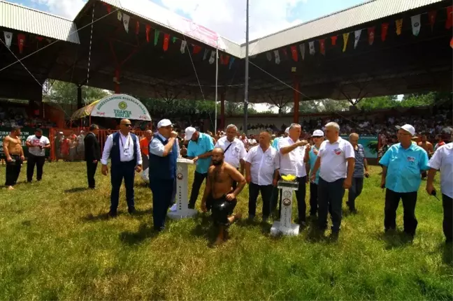 Er Meydanı'nda başpehlivanlık ilk tur kura çekimi yapıldı