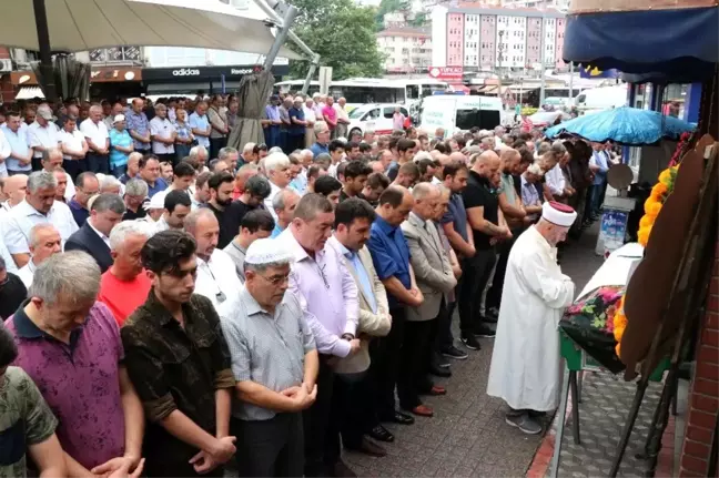 Başkan Demirtaş'ın kayınvalidesi toprağa verildi