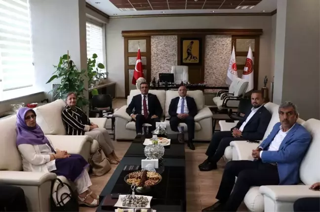 TBMM Dilekçe Komisyonu Başkanı Satır, Mersin Cumhuriyet Başsavcısı Ercan'ı ziyaret etti