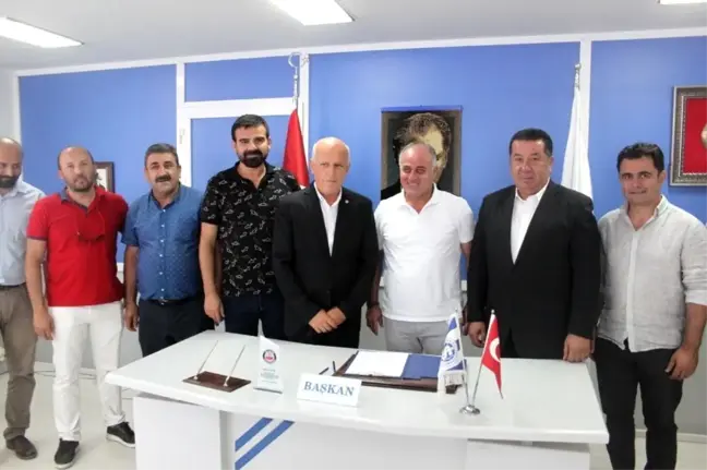 İzmirspor'a milli teknik direktör