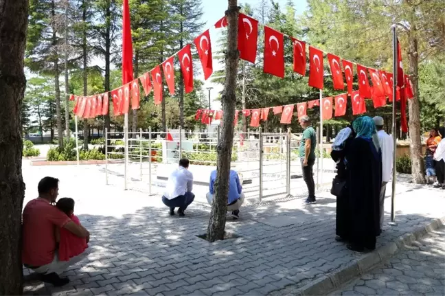 15 Temmuz yıl dönümünde Halisdemir'e ziyaretçi yoğunluğu