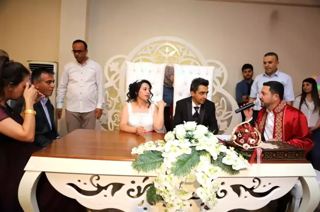 Başkan Rasim Arı iki ayrı düğüne katıldı