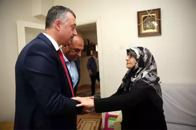 Başkan Büyükakın, 15 Temmuz Şehidi Edip Zengin'in ailesini ziyaret etti