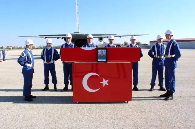 Şehit Uzman Onbaşı törenle memleketine uğurlandı
