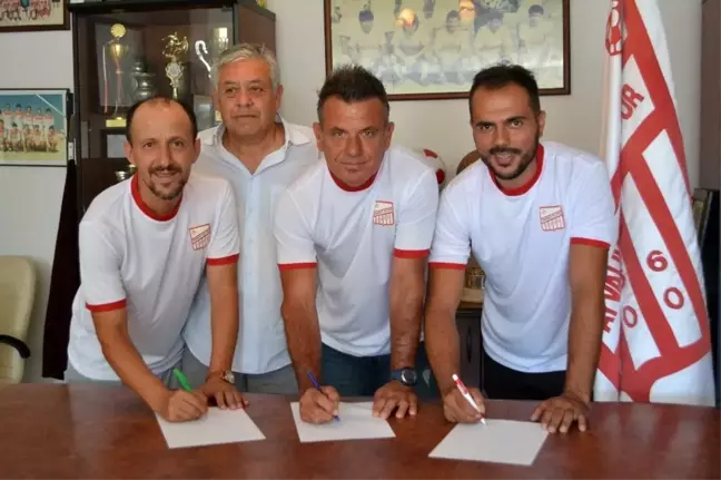Ayvalıkgücü Belediyespor'un alt yapısı ustalara emanet