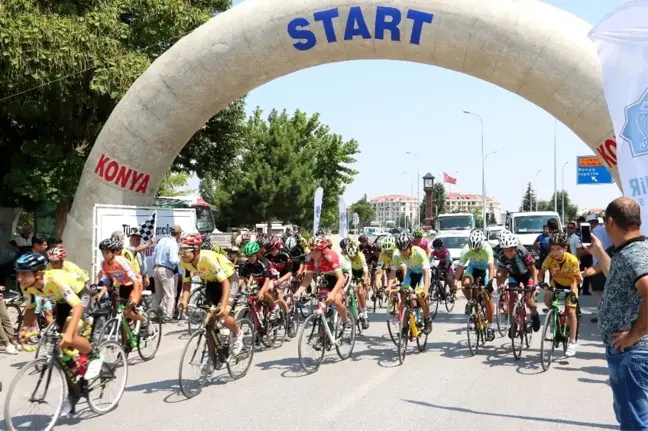 Beyşehir'de bisiklet yarışı