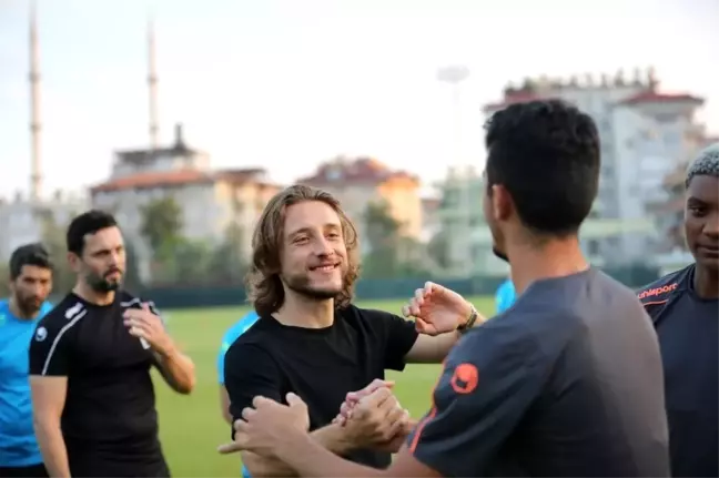 Alanyaspor'da Taha Yalçıner ile yollar ayrıldı