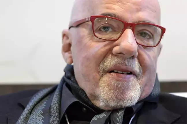 Ünlü yazar Paulo Coelho, Fransa'dan özür diledi