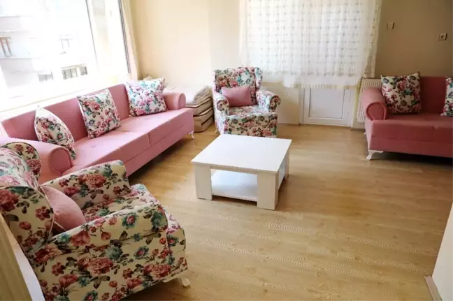 Genç çiftin hayalini kurduğu evi İlkadım donattı