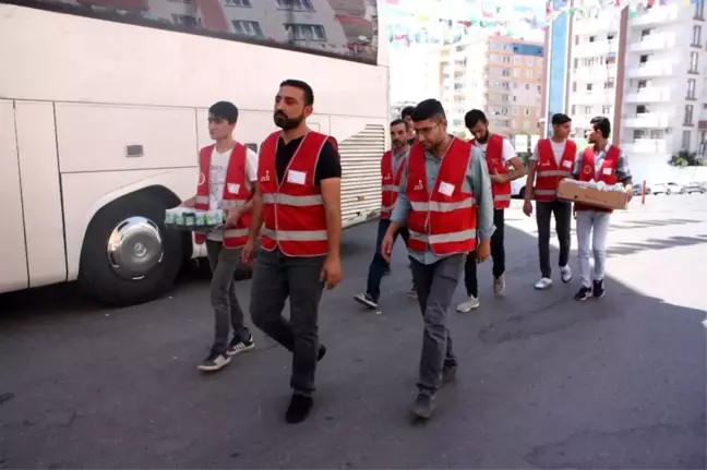 Eylem yapan ailelerden HDP'ye tepki