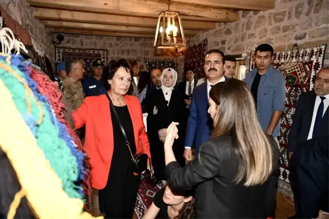 Vali Akbıyık. KSPK heyeti Çukurca'yı ziyaret etti