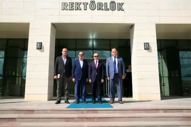 Vali Epcim'den Rektör Coşkun'a iade-i ziyaret
