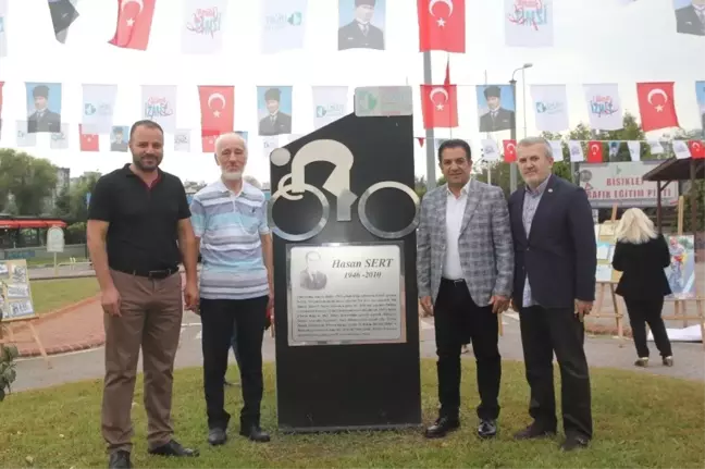 Milli bisikletçi Hasan Sert İzmit'te anıldı