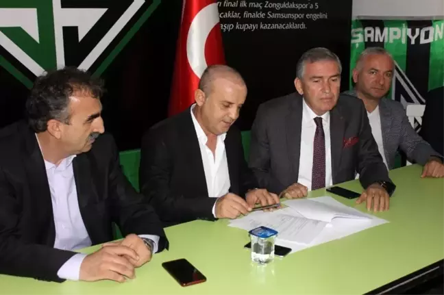 Sakaryaspor'un yeni teknik direktörü Suat Kaya oldu