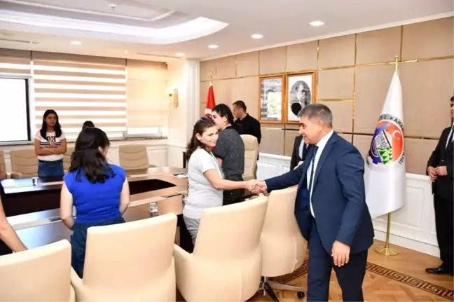 Milaslı özel öğrencilerden Vali Gürel'e ziyaret