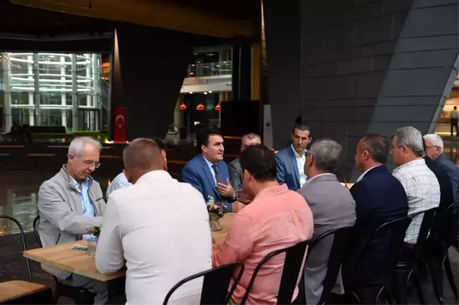 Başkan Dündar'a muhtarlardan destek