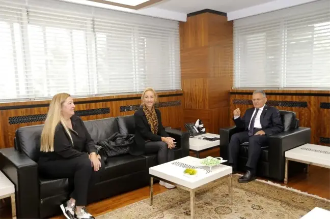 Evinizin sağlık elçileri Büyükşehir'de