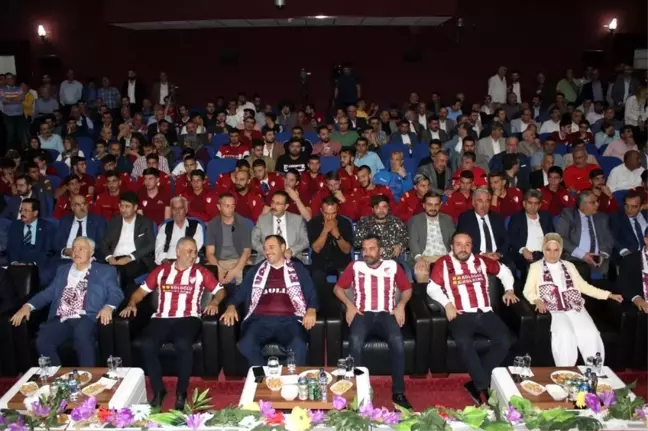 Elazığspor'a destek için 5 saatte 40 bin 58 forma satıldı