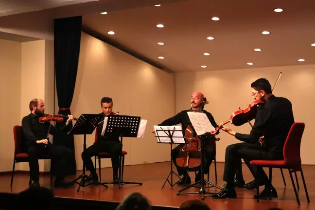 Erol Evgin TİM SHOW Center'da
