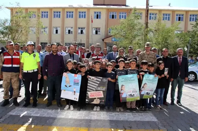 Vartolu öğrencilere uygulamalı trafik eğitimi