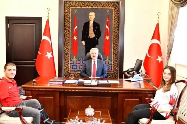Isparta Valisi Seymenoğlu:
