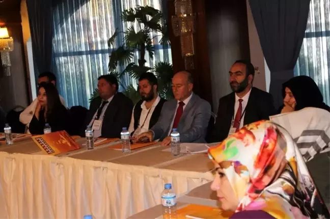 Ağrı'da 'Erken Yaşta ve Zorla Evliliklerin Önlenmesi'ne yönelik kurul toplantısı yapıldı