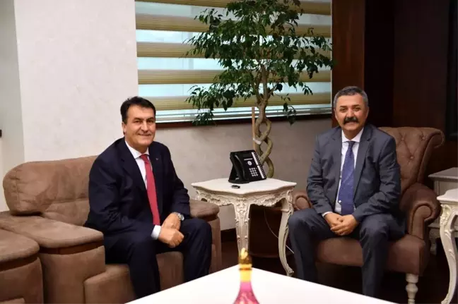 Dündar'dan Emniyet Müdürü Aslan'a hayırlı olsun ziyareti