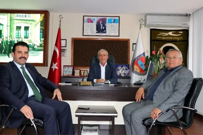 Çakır ve Başol Şoförler Odası'nı ziyaret etti