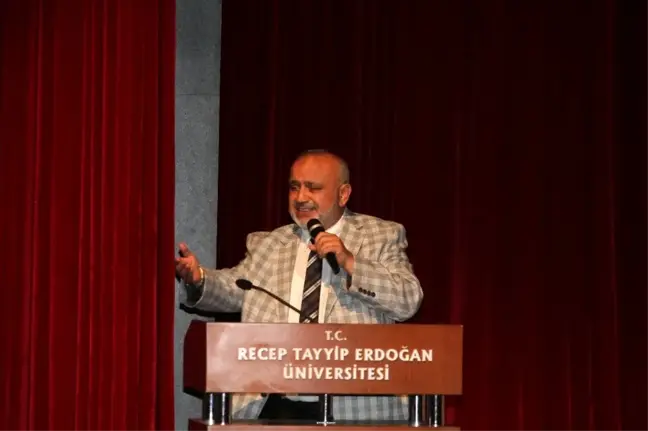 Zavendikli Mustafa Yıldız Hocaefendi Rize'de anıldı