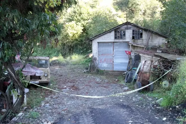 Rize'de yer altından çıkan gaz mahalleyi tedirgin etti