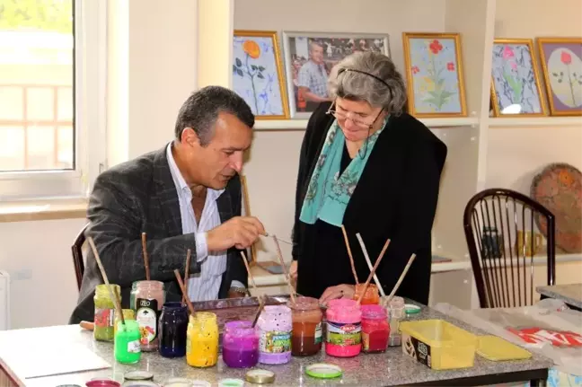 Sivrihisar'da bayanlara yönelik el sanatları atölyelerinde yeni dönem çalışmaları başladı