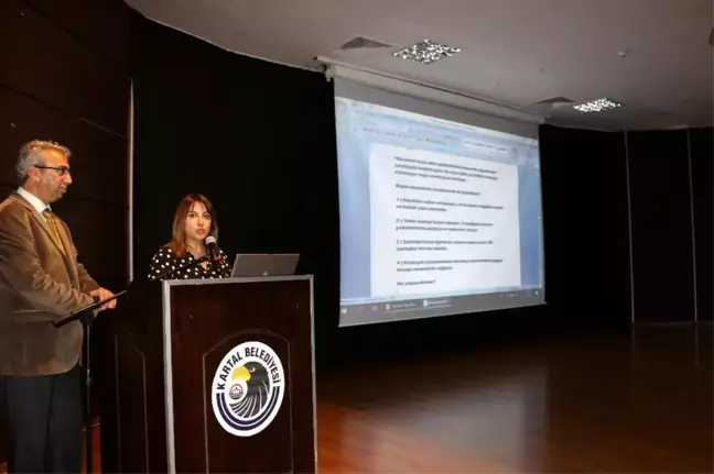 Kartal'da internetin çocuklar üzerindeki zararlı etkileri semineri yapıldı