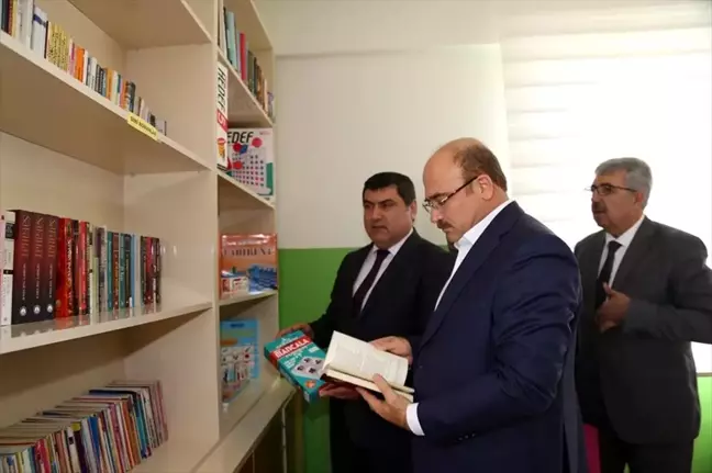 Şehit polis Recep Emre Yılmaz'ın ismi kütüphanede yaşatılacak