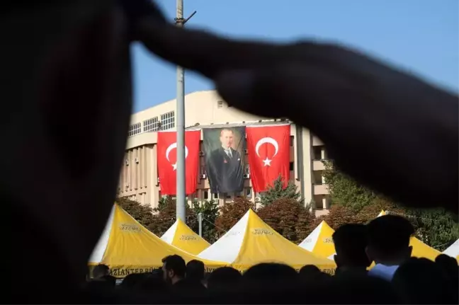 Gaziantep'te Atatürk ebediyete intikalinin 81.yıl dönümü anıldı