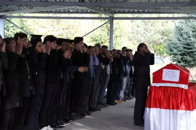 Polis memuru Erdal Ergül son yolcuğuna uğurlandı