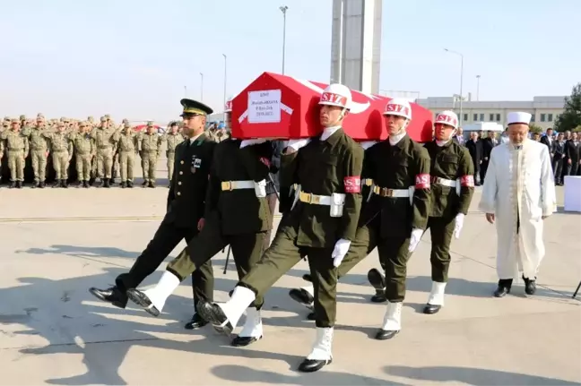 Şehit Mustafa Akkaya memleketine uğurlandı