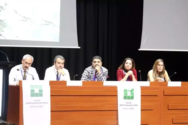 PAÜ'de 'Afet Yönetimi ve Kent Planlama' paneli gerçekleştirildi