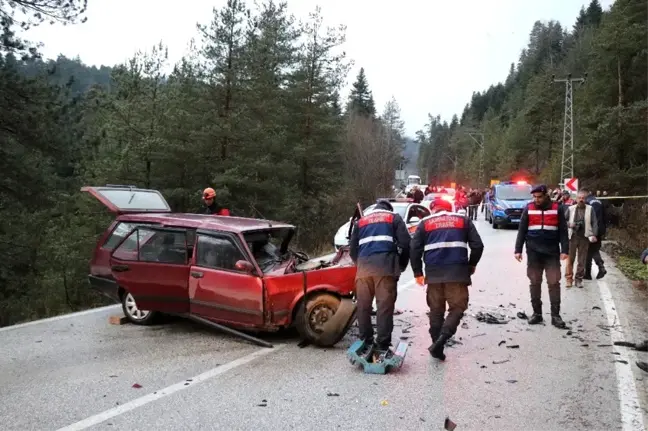 Bolu'da Tabiat Parkı yolunda kaza: 1 ölü, 2 yaralı