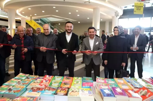 Nevşehir Belediyesi 1.Kitap fuarı açılışı yapıldı
