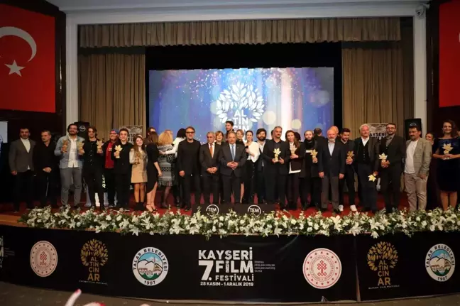 Altın Çınar, 'Omar ve Biz'in oldu