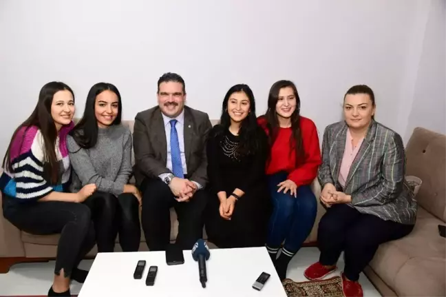 Rektör Çomaklı'dan öğrenci evine sürpriz ziyaret