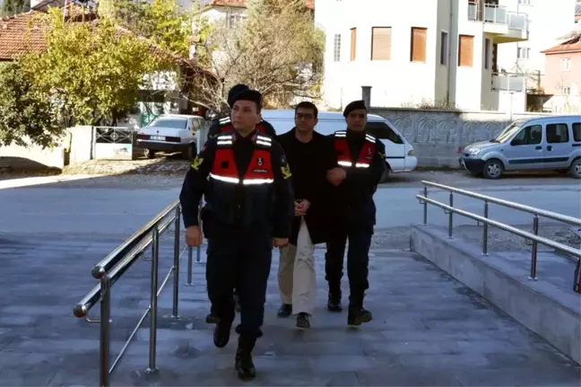 Burdur'da FETÖ/PDY operasyonunda 1 tutuklama