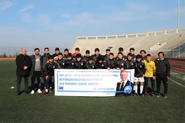 Şampiyon Büyükçekmece Belediyespor