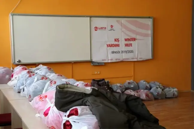 Bingöl'deki 900 yetime destek