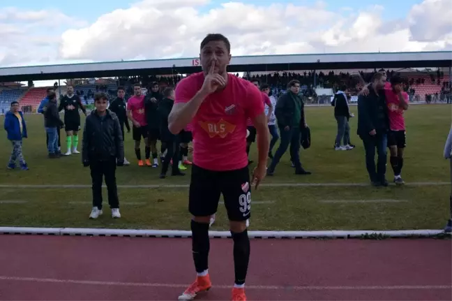 Isparta 32 Sporlu Volkan, ilk yarının gol kralı oldu